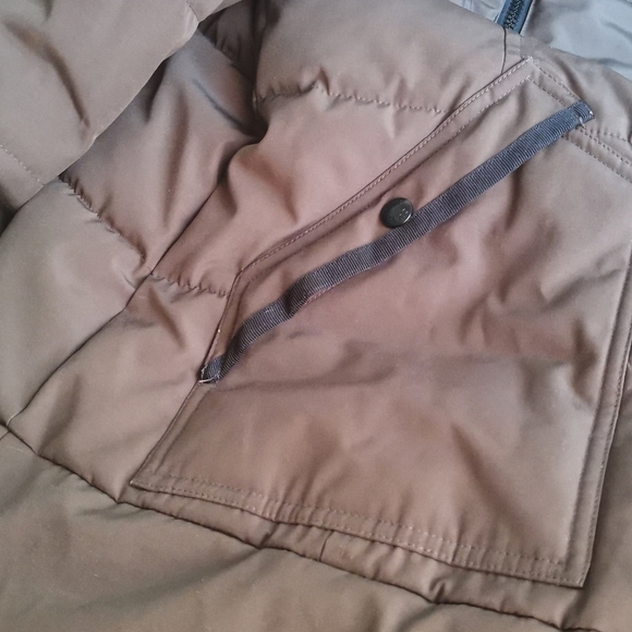 GUESS JACKET. - Picture 8 of 15